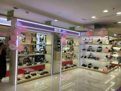 百麗 |驚艷亮相 百麗鞋業(yè)絢麗啟幕