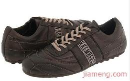 大誠(chéng)品牌鞋 匠心品質(zhì)，引領(lǐng)鞋業(yè)新潮流